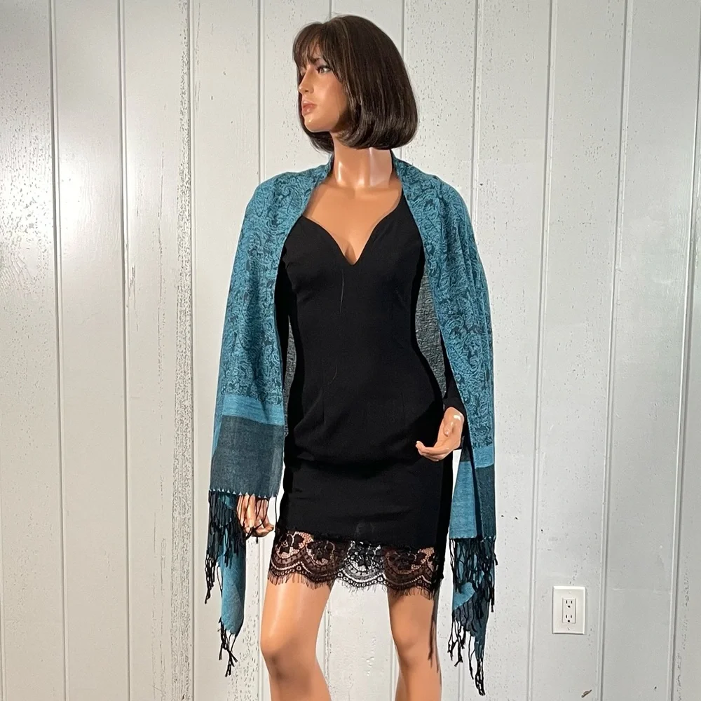 Women's Blue & Black Paisley Print Shawl Scarf with Fringe